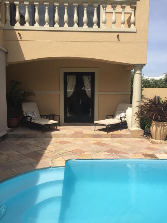Roman Retreat Cape Town Exterior photo